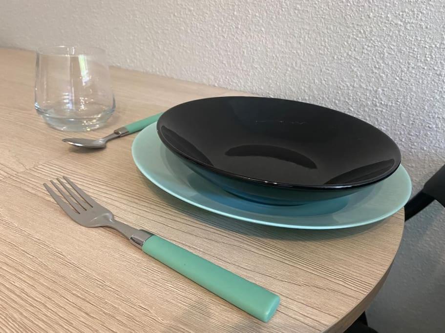 Mon Paisible Rez De Chausse Wifi Parking Un-sejour-a-part Appartement Metz